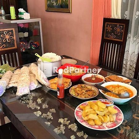Bromo Indah Lestari Homestay Mitra Reddoorz باسوروان المظهر الخارجي الصورة