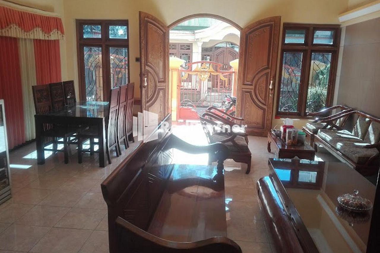 Bromo Indah Lestari Homestay Mitra Reddoorz باسوروان المظهر الخارجي الصورة