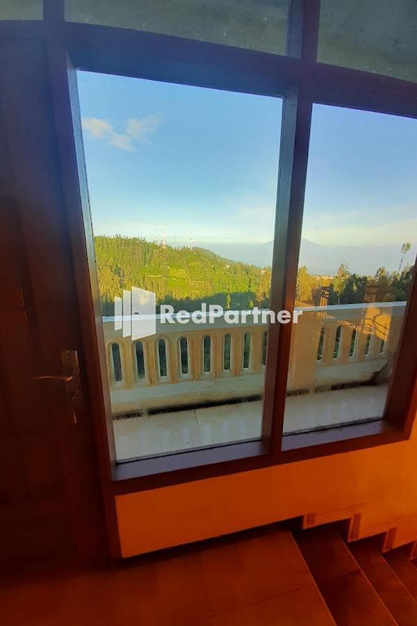 Bromo Indah Lestari Homestay Mitra Reddoorz باسوروان المظهر الخارجي الصورة